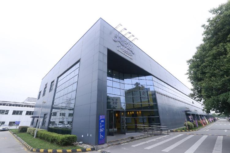 亿滋苏州成全球饼干行业首家灯塔工厂 智能制造的甜蜜革命